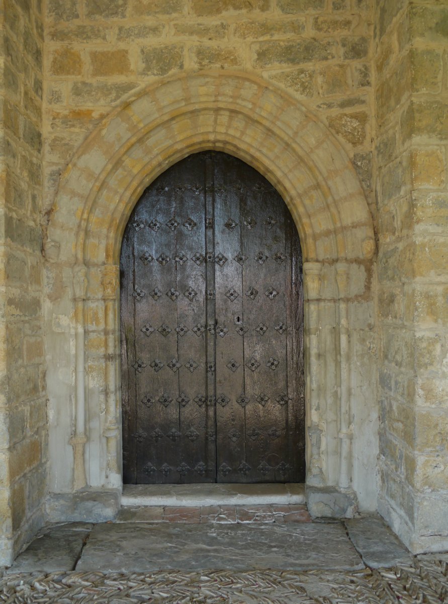 Santa Ageda eliza, Aizoain