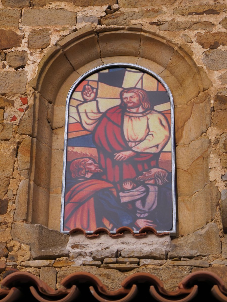 San Pedro eliza, Hermua