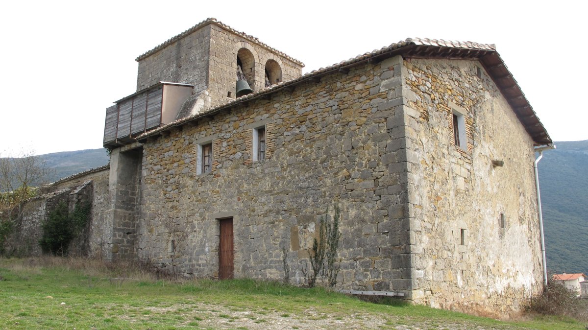 San Saturnino eliza, Usun