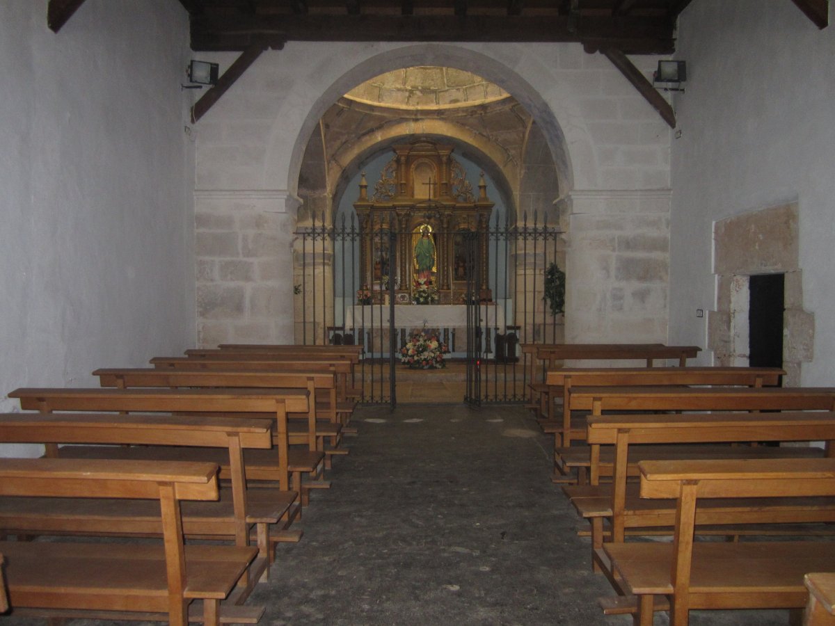 Santa Teodosia, interior   (Agosto 2013)