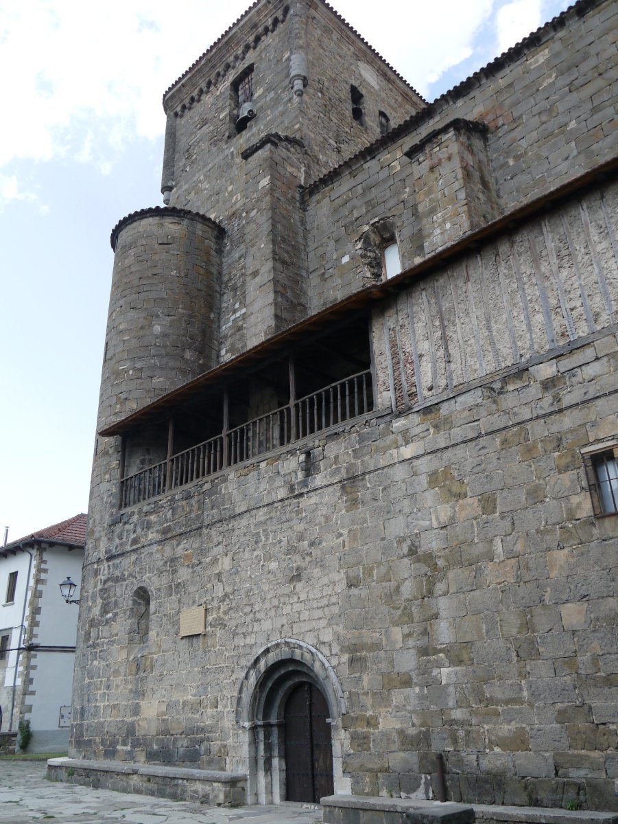 San Zipriano eliza, Izaba