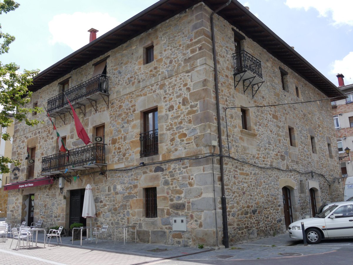 Albisu etxea, Zaldibia