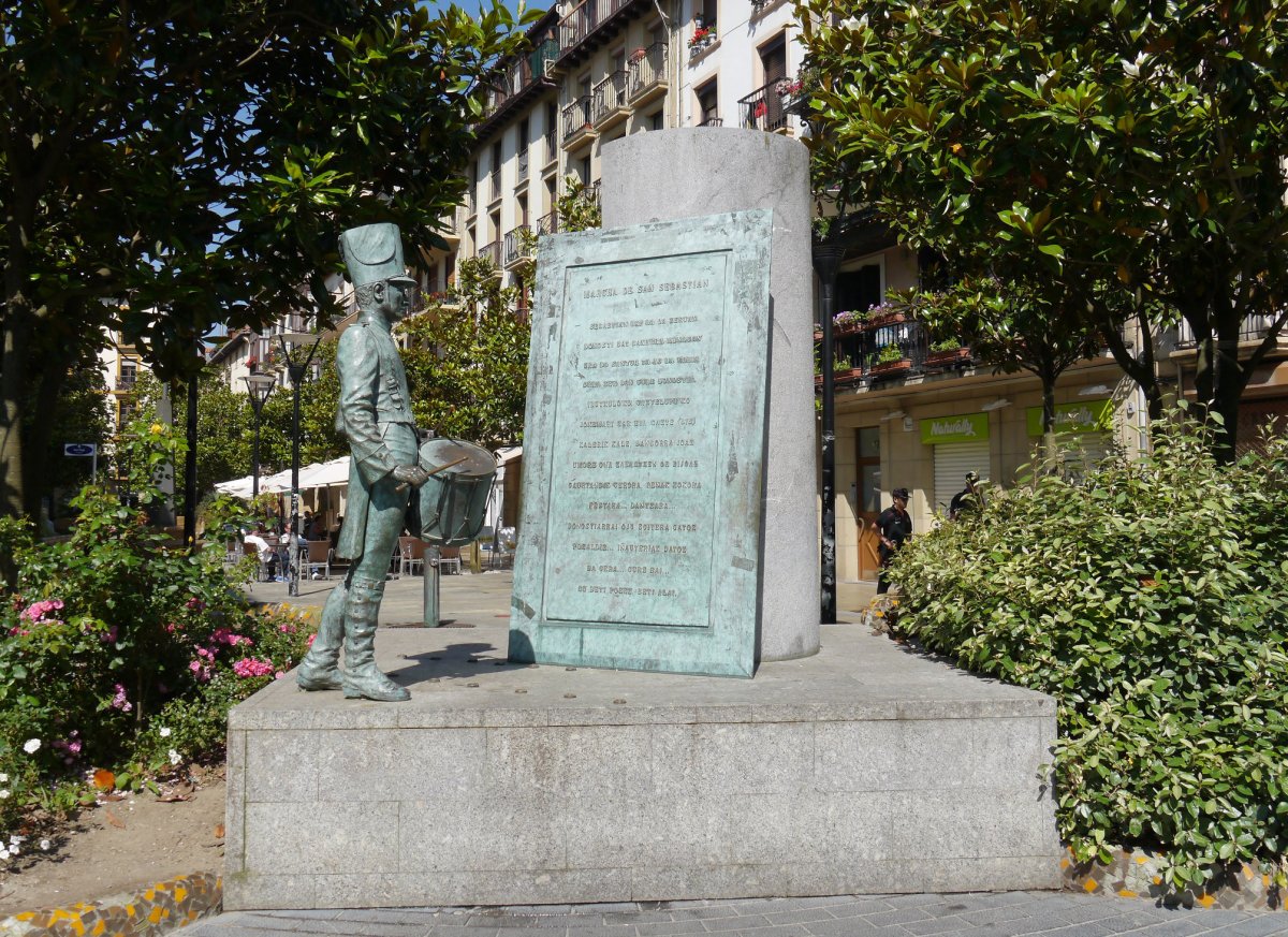Donostiako martxaren omenezko monumentua, Donostia