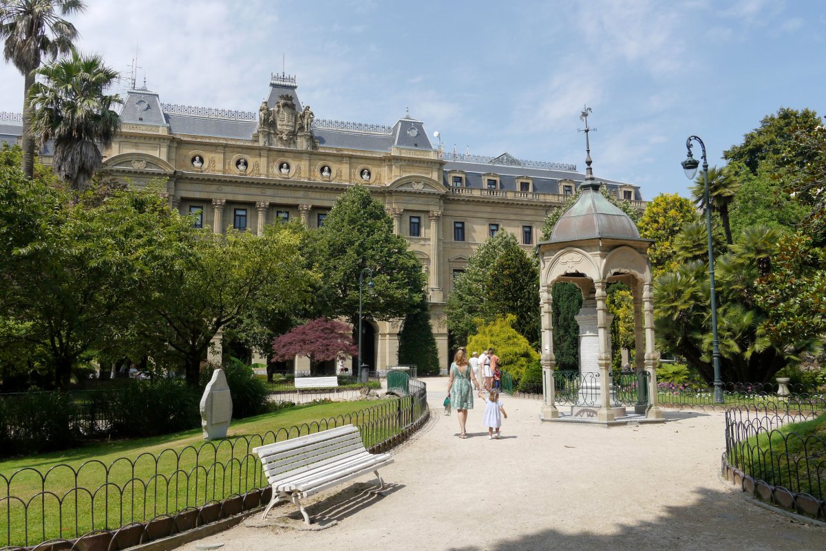 Gipuzkoa plazako lorategia, Donostia