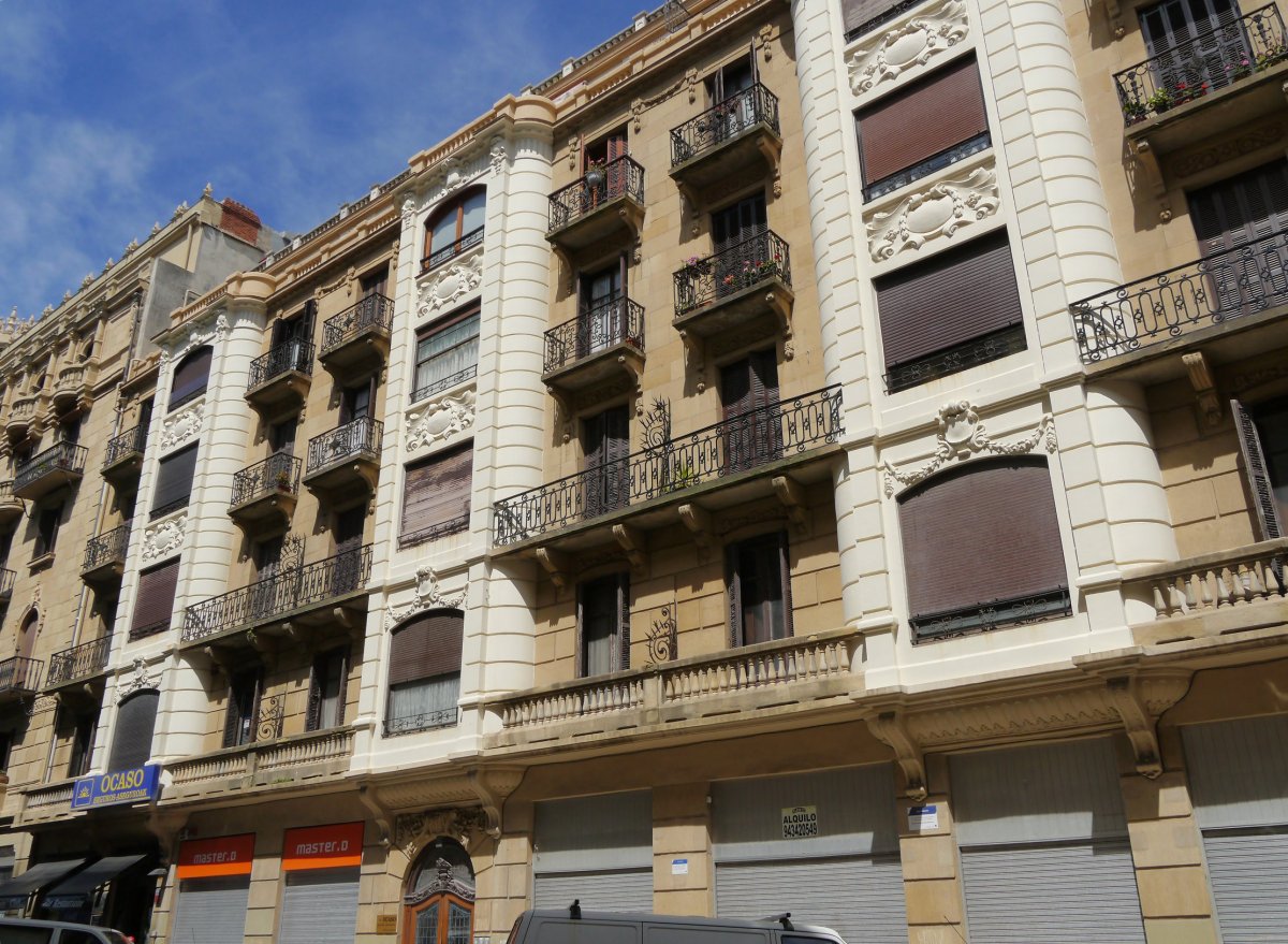 Usandizaga 3 eraikina, Donostia