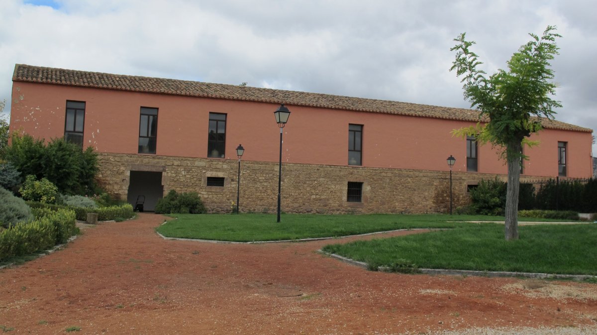 Cábrega jauregia, Mues