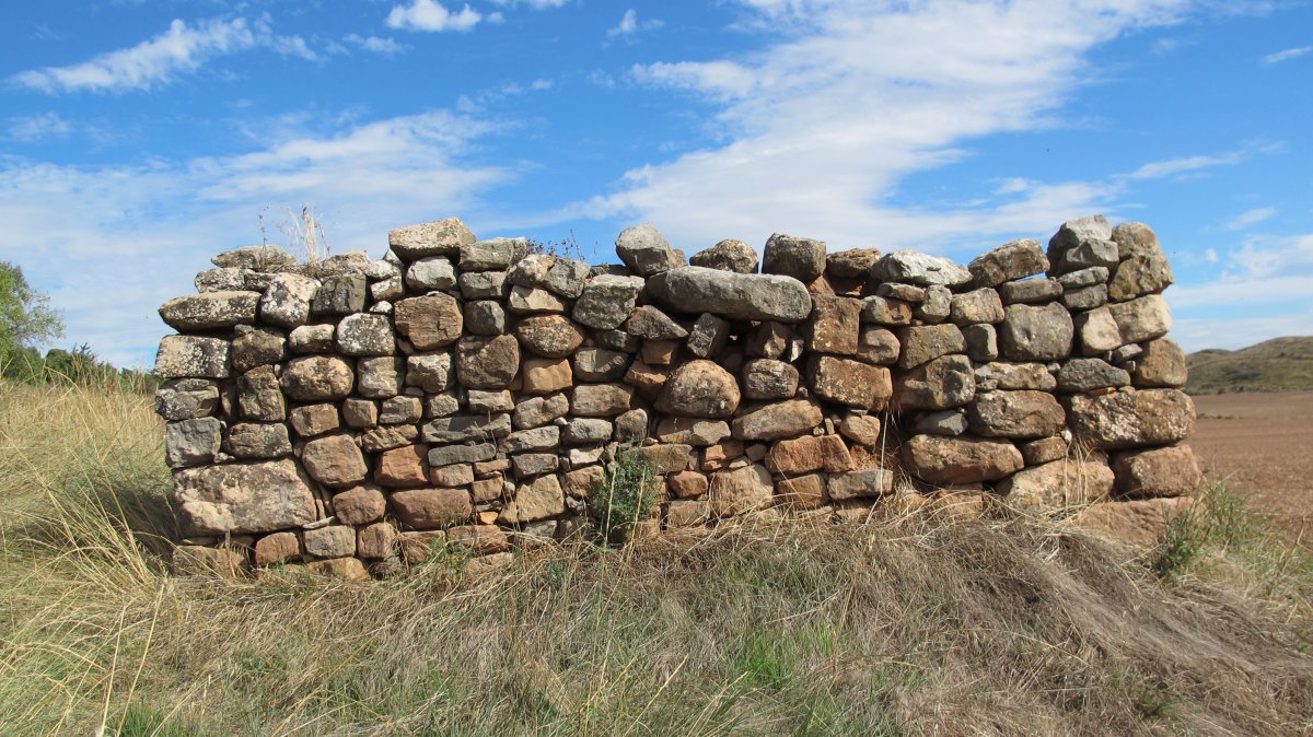 San Pabiles ermitaren paretak, Leartza