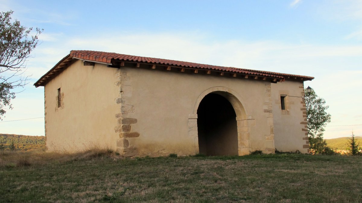 San Bartolome ermita, Lagran