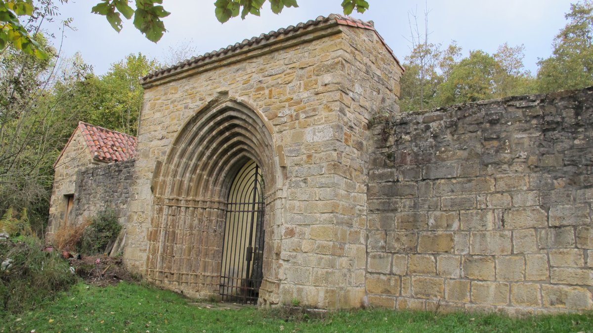 San Esteban eliza zaharra, Etxaleku