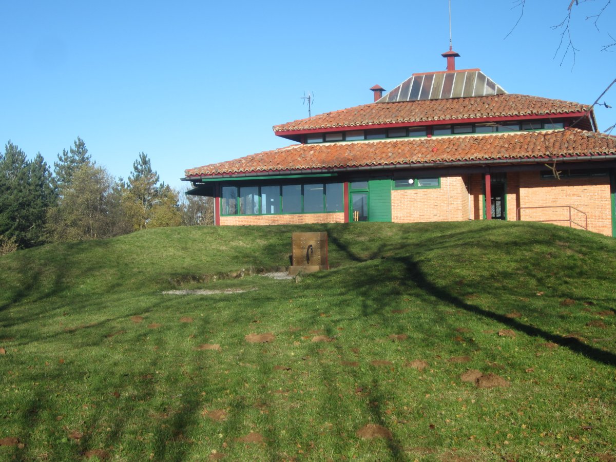 Túmulo Trekutz        Diciembre 2013