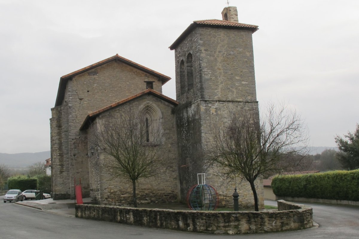 Asunción eliza, Mendiguren