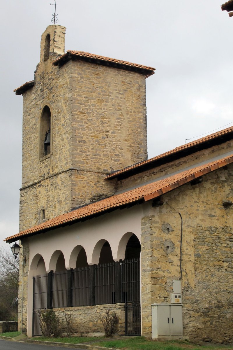 Asunción eliza, Mendiguren