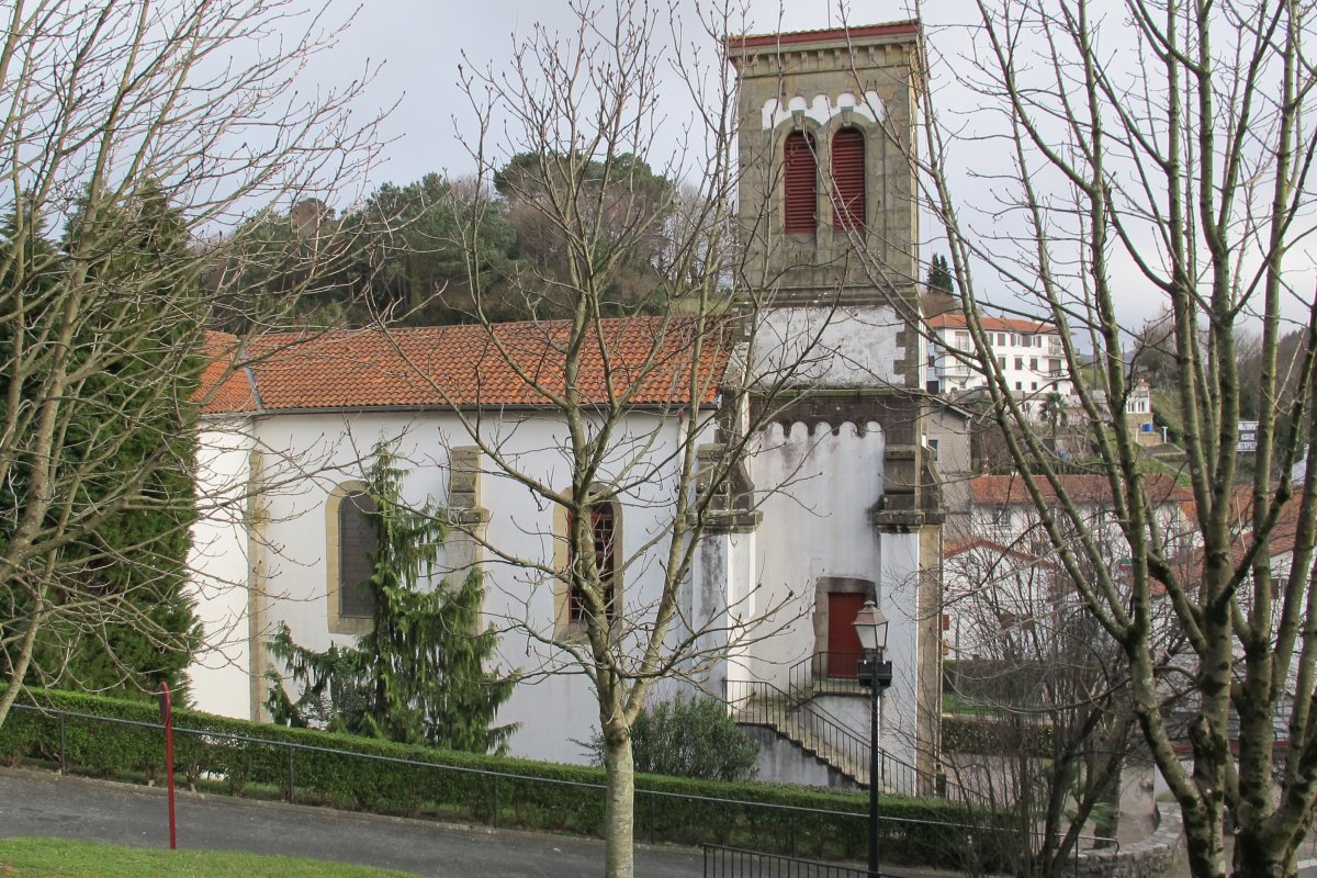 Santiago eliza Behobia auzoan, Urruña