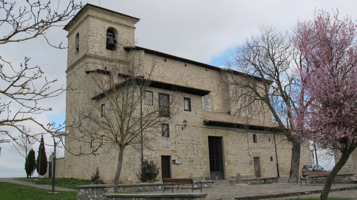 San Andrés Apóstol eliza, Estarroa