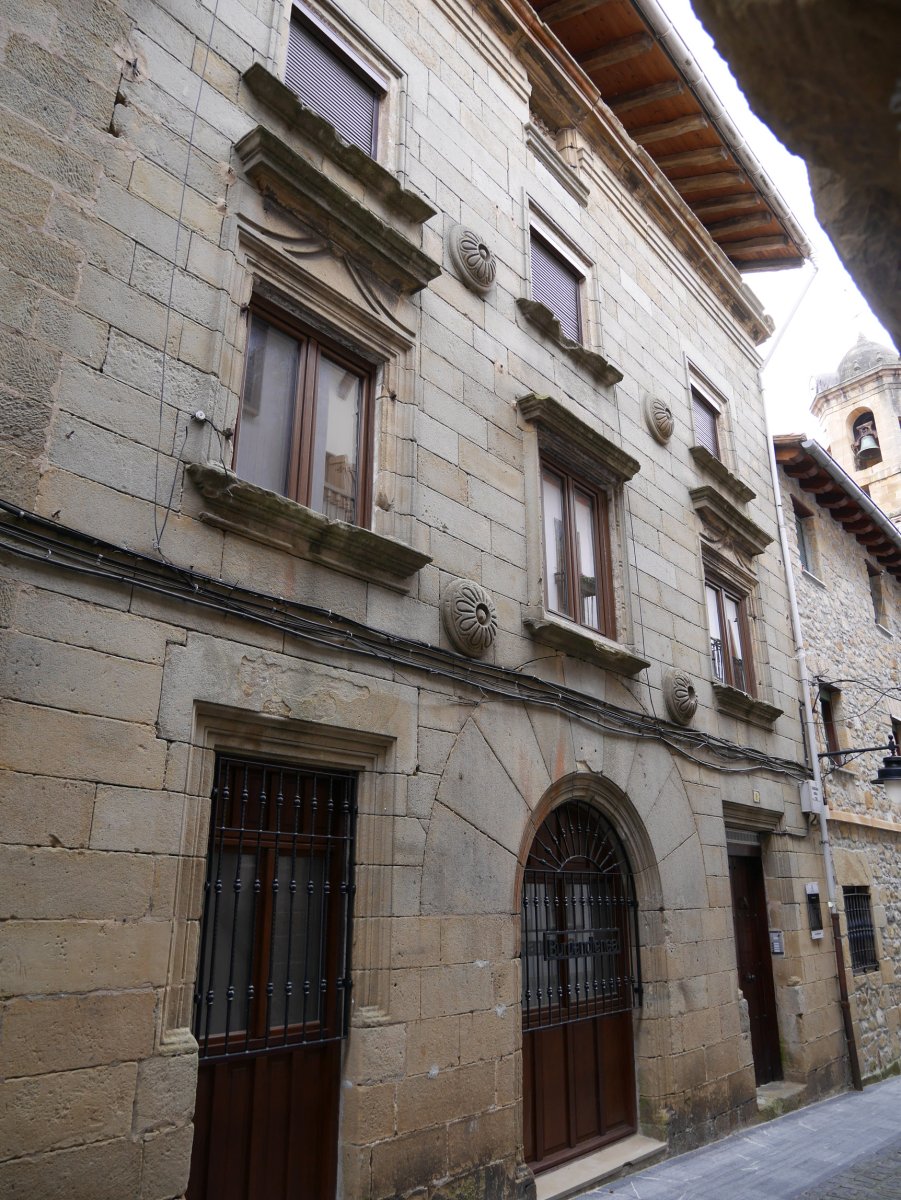 Kale Nagusia 8, Orio