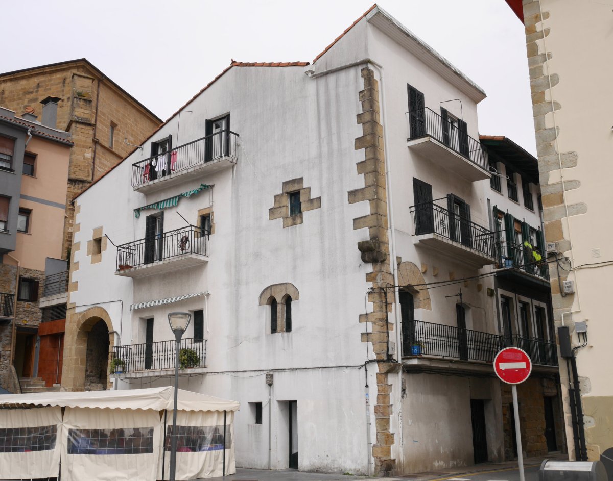 San Nikolas 19, Orio