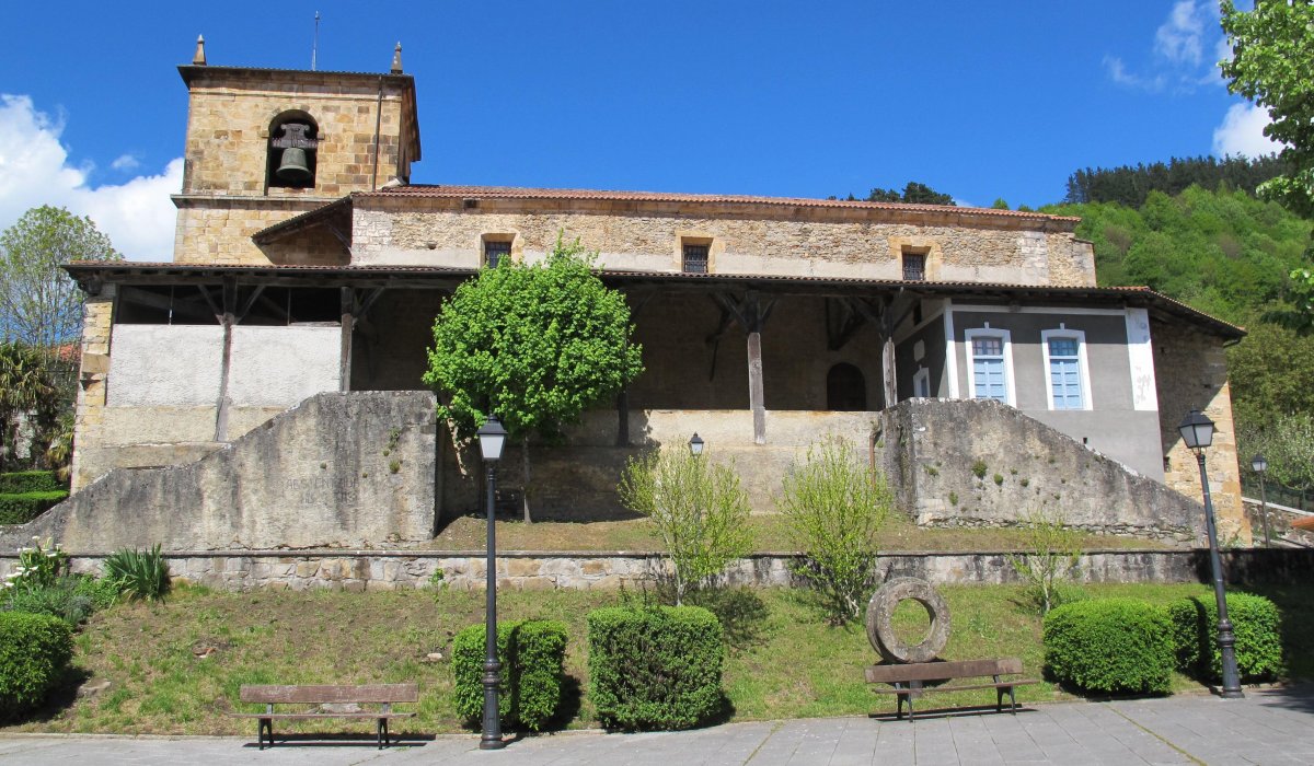 San Bartolome eliza, Itsaso