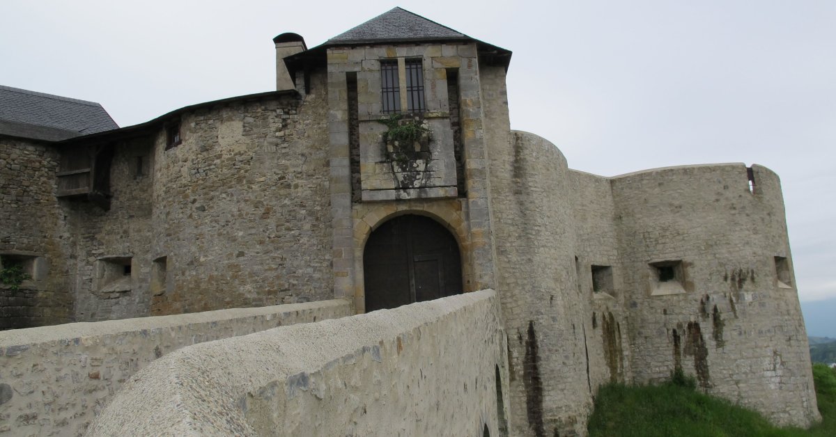 Gaztelu Zaharra, Maule