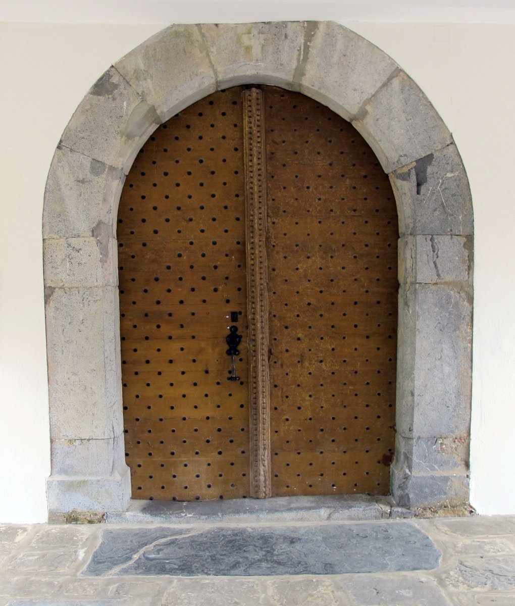 San Juan Bataiatzailea eliza, Iruri