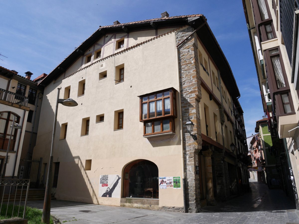 Gabiria etxea, Arrasate