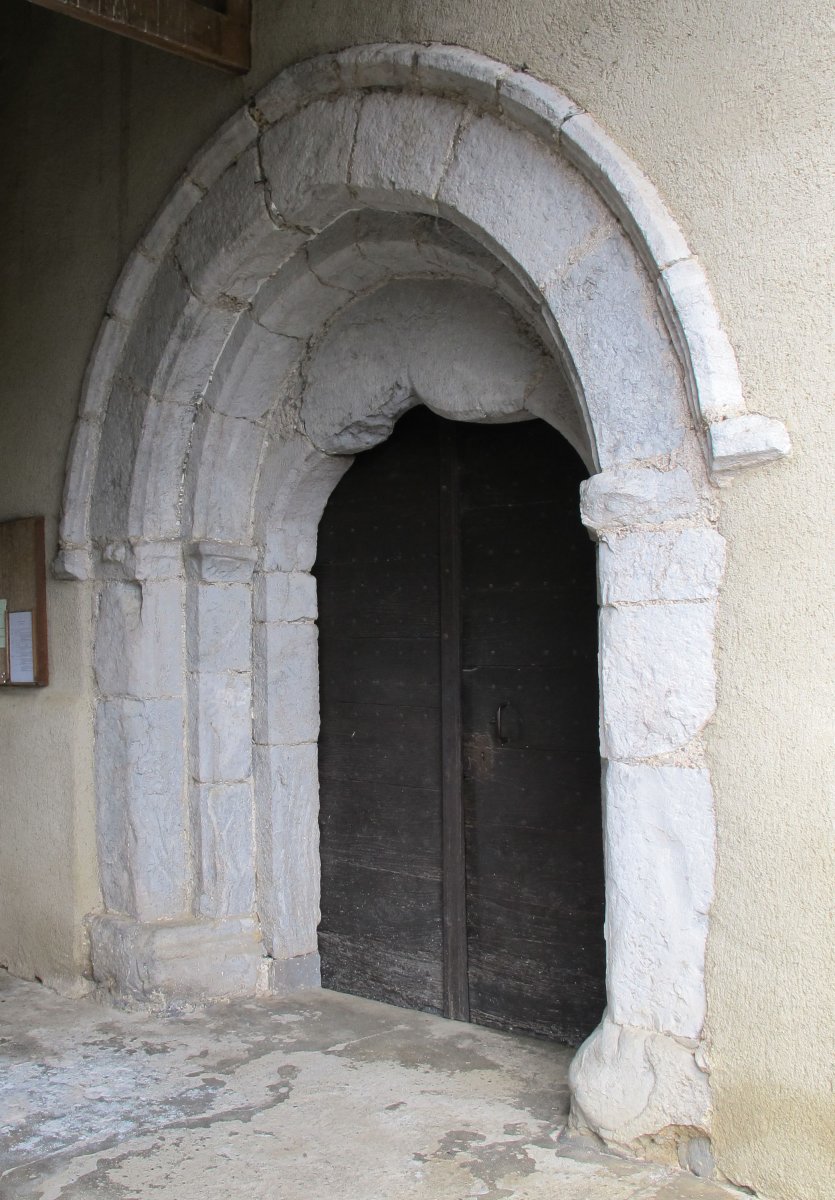 San Martin eliza, Mendi