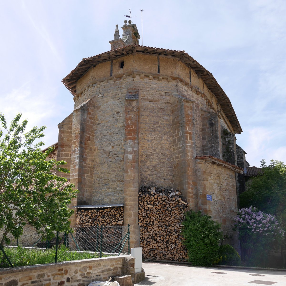 San Juan Bataiatzailea eliza, Axpuru