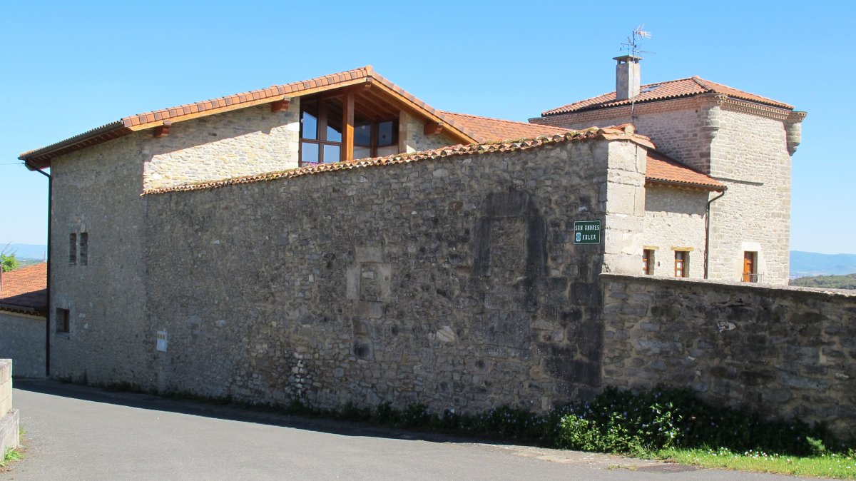 Letona Hurtado de Mendoza Dorrea, Letona