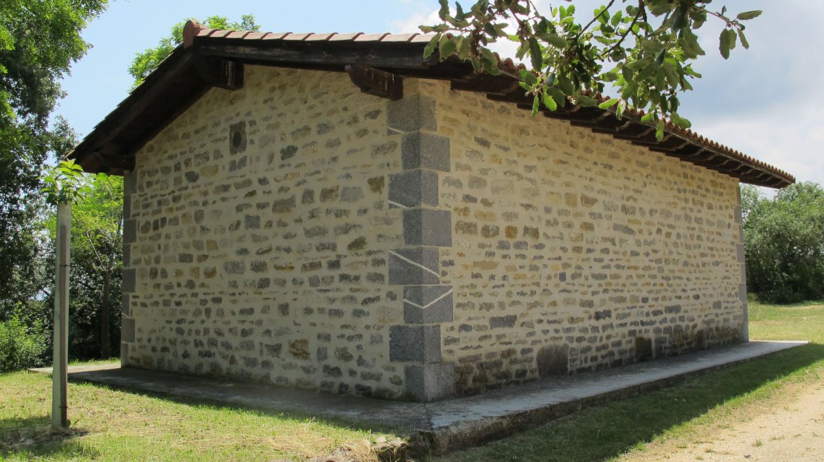 San Roke ermita, Larrinoa