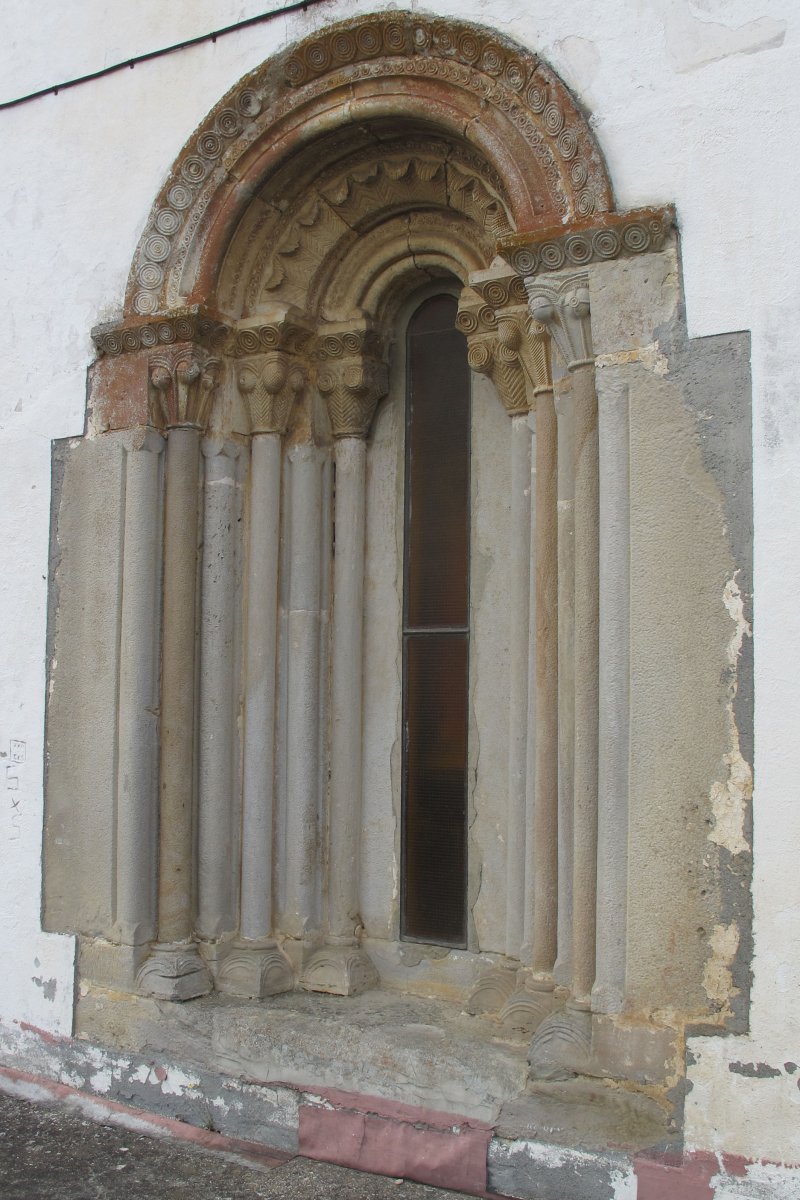 San Pedro eliza, Beluntza