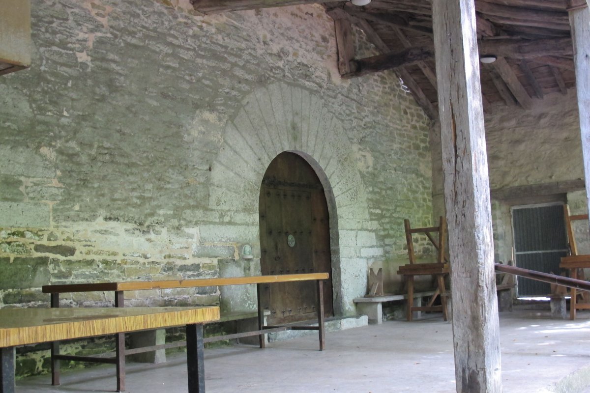 Eskolunbe ermita, Katadiano