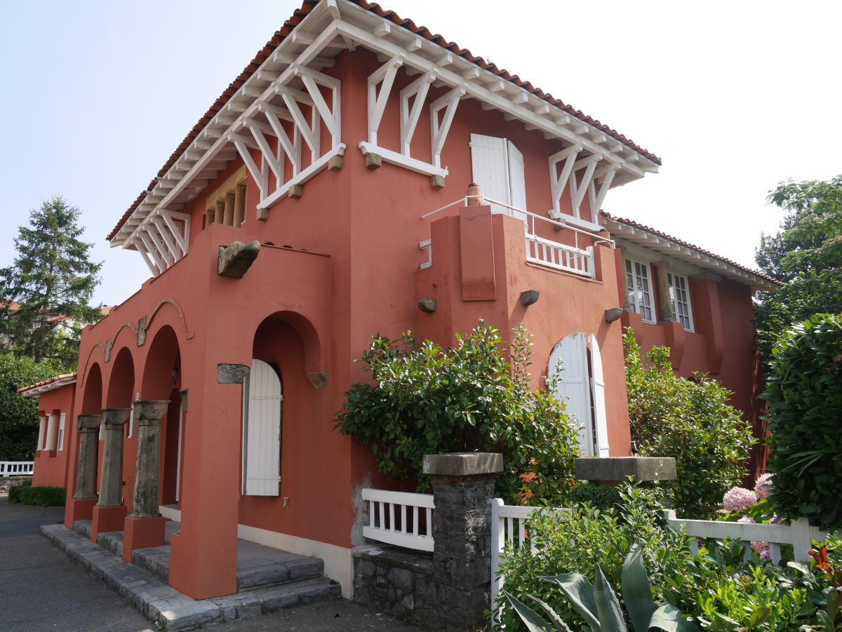 Etxe Gorria, Hendaia