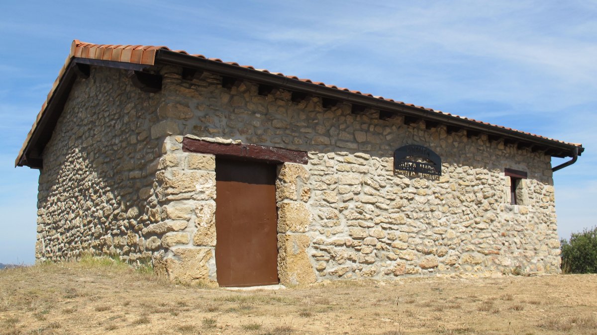 Santa Marina ermita, Caicedo Sopeña