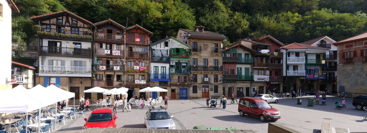 Pasai Donibaneko plaza