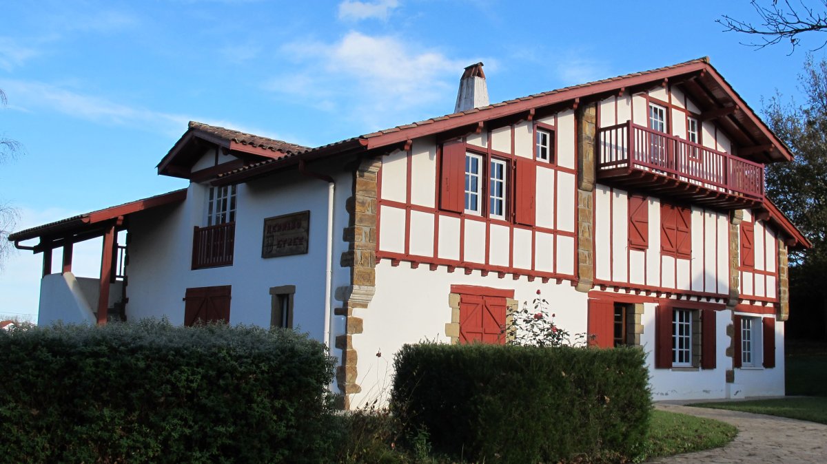 Herriko Etxea, Jatsu