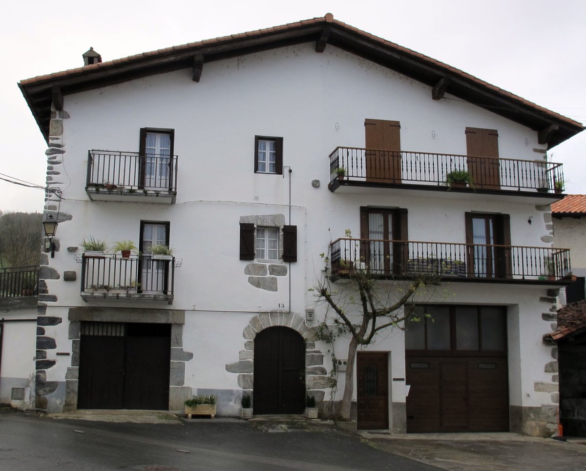 Uhaldea etxea, Igantzi