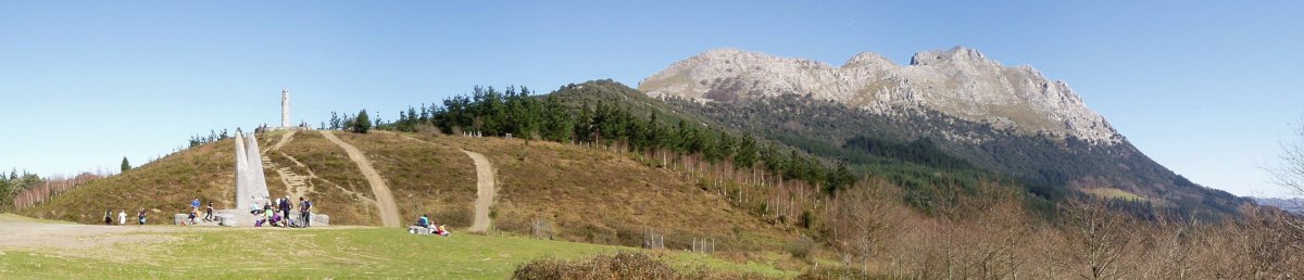 Udalaitz Besaidetik ikusita