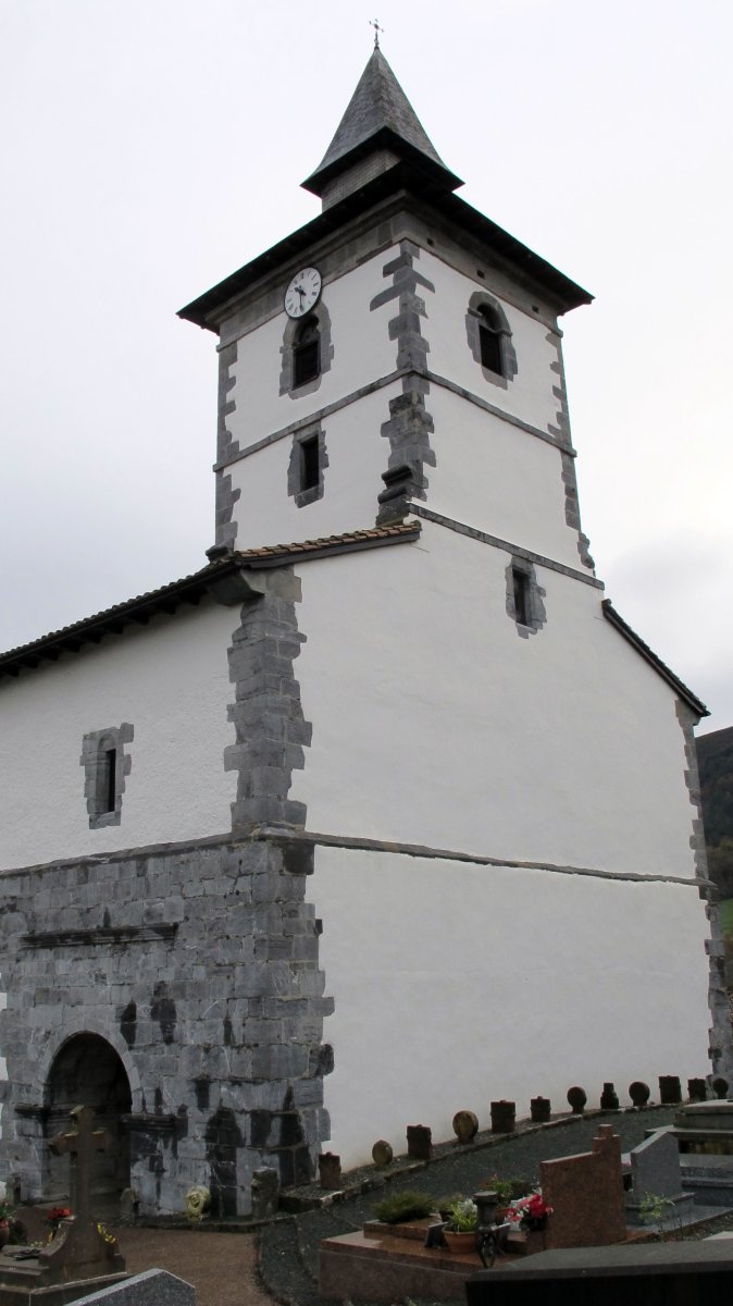 San Fructuoso eliza, Itsasu