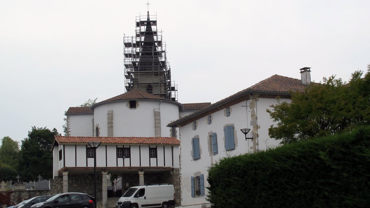 San Juan Bautista eliza, Gixune