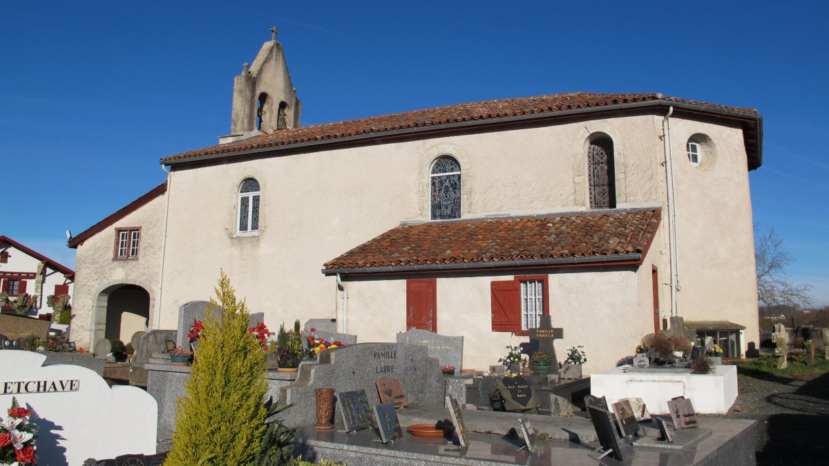 San Juan Bataiatzailea eliza Elizaberri auzoan, Mugerre