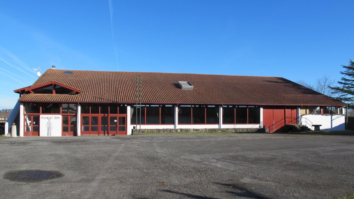 Ibar Trinketea Elizaberri auzoa, Mugerre