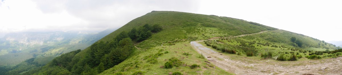 Egileor ipar-mendebaldetik ikusita