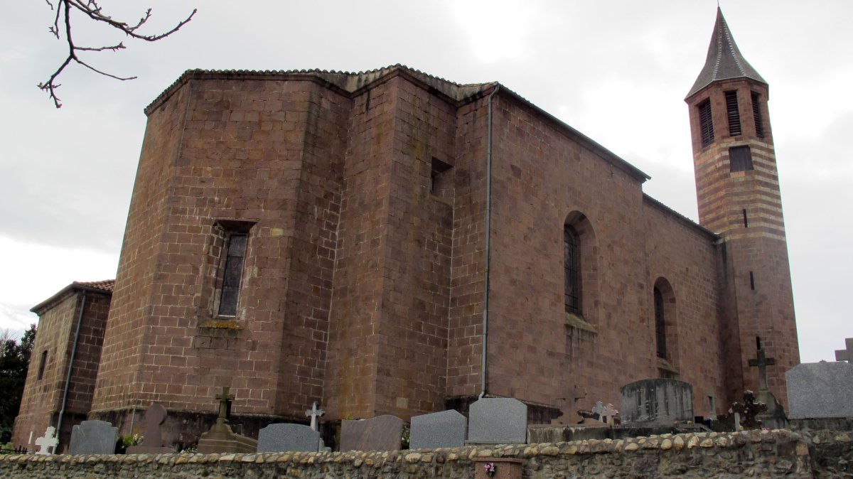 San Julian eliza, Ortzaize