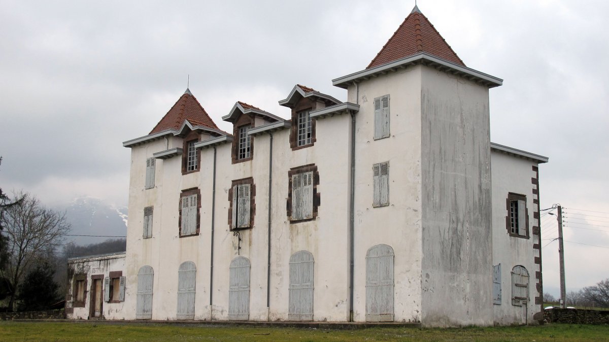 Fargas jauregia, Azkarate