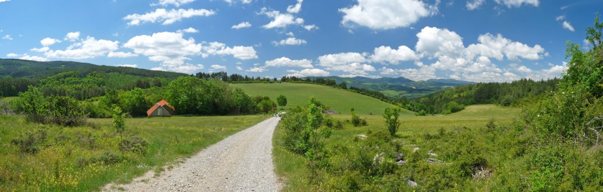 Atuzkarrazko paisaia ederrak