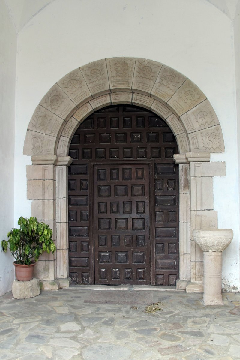 San Juan Bataiatzailea eliza, Saldias