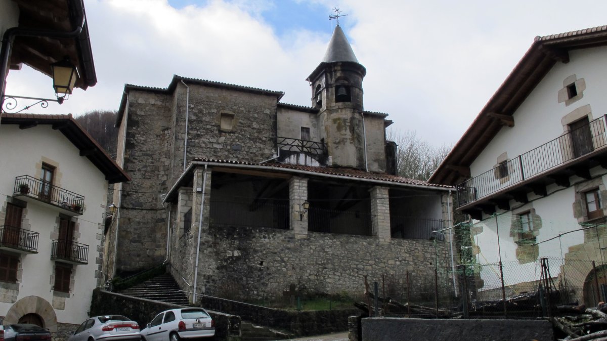 San Estanislao eliza, Eratsun