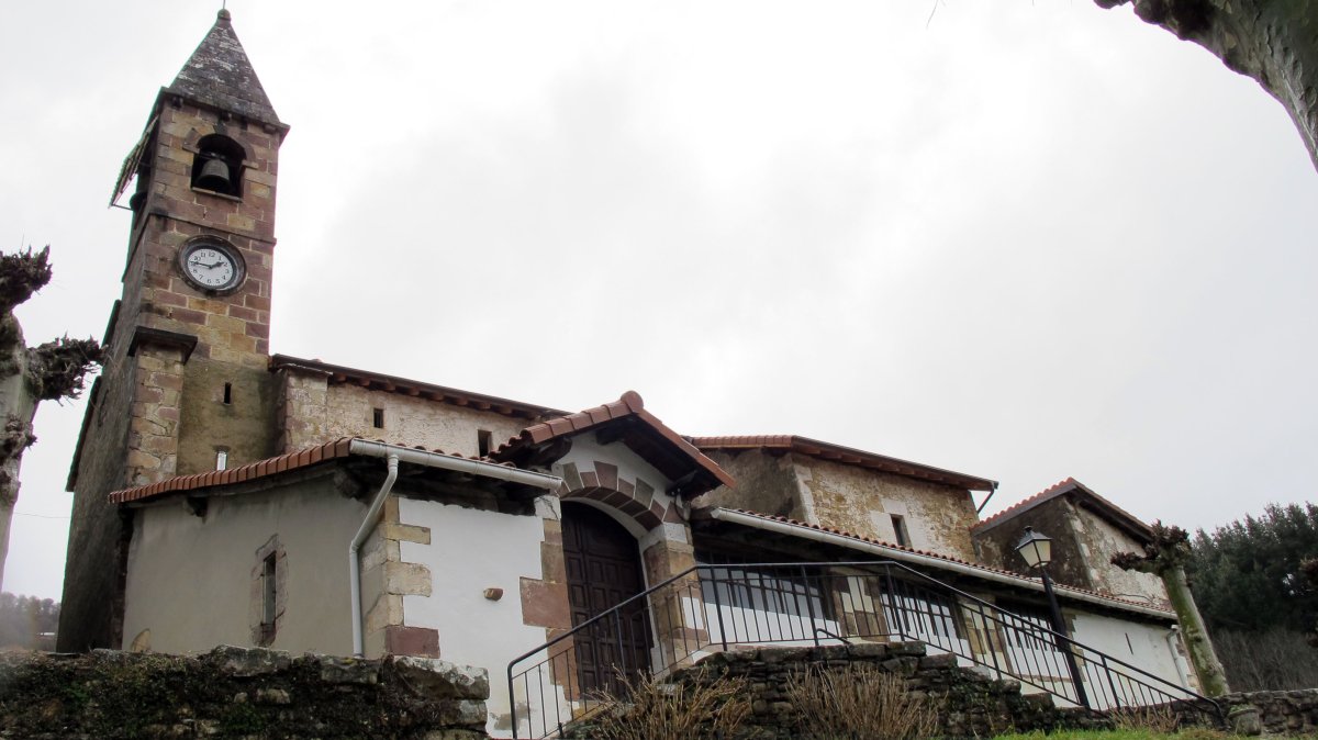 Asunción eliza, Ezkurra