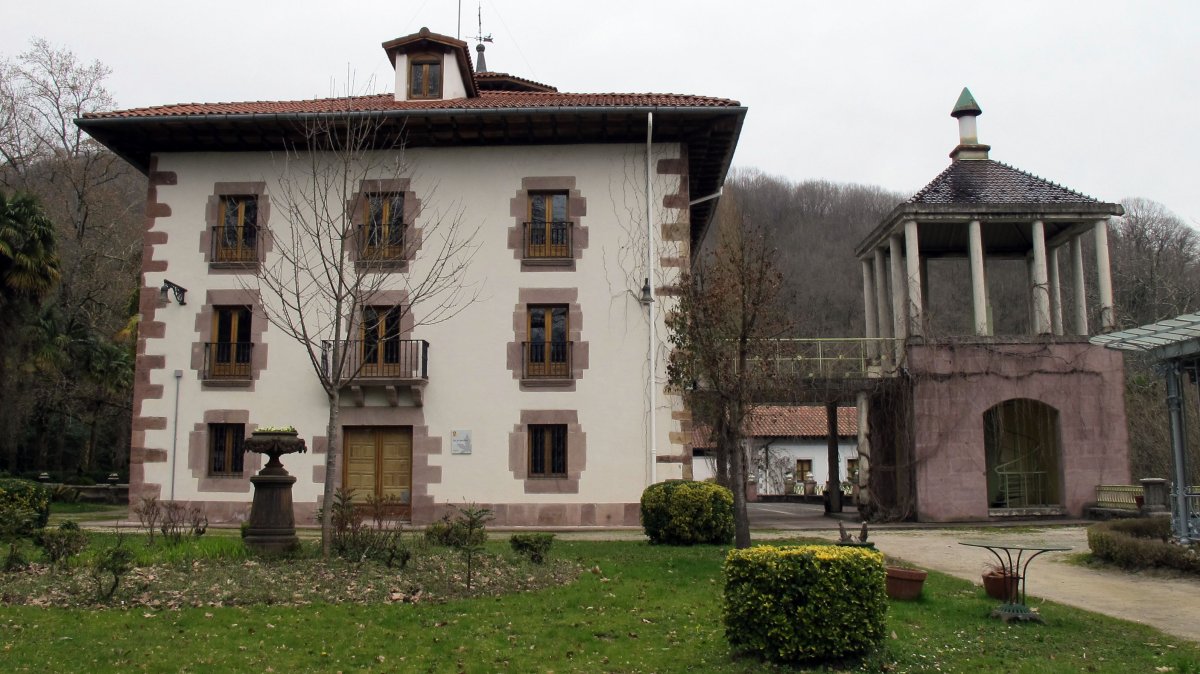 Bertiz jauregia, Bertizarana