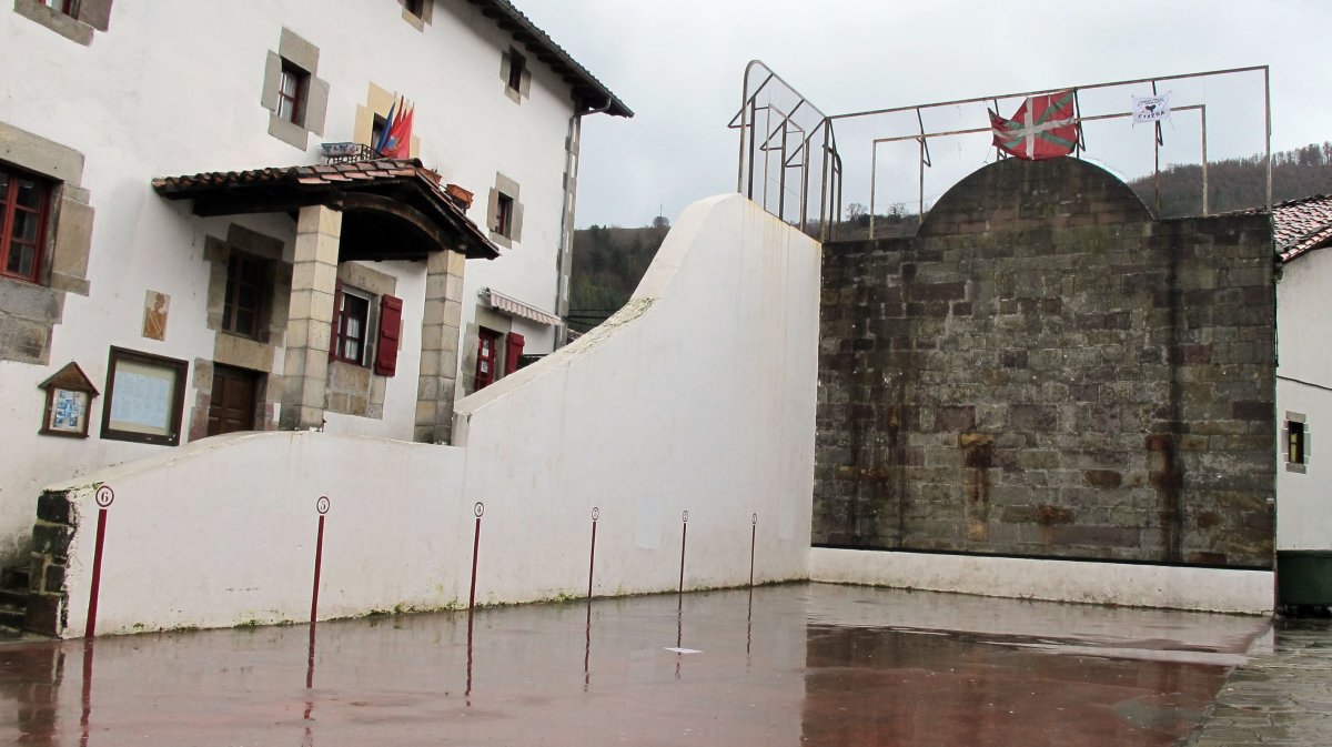 Pelotalekua, Zubieta