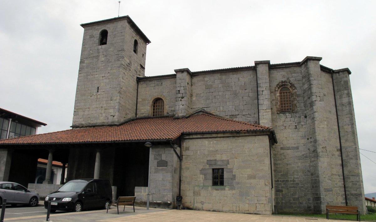 Jasokunde eliza, Hernialde